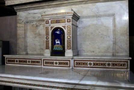 Eglise de la Madeleine Tabernacle Agnus Dei 2 27102018