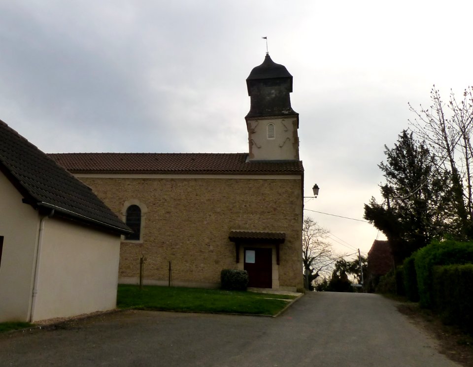 Eglise de Moncla vue 1