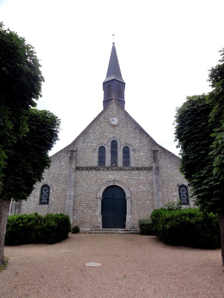 Eglise Saint-Hippolyte de Mareau-aux-Prés IA00013267