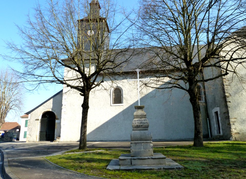Eglise de Mont (Pyrénées-Atlantiques) vue 3