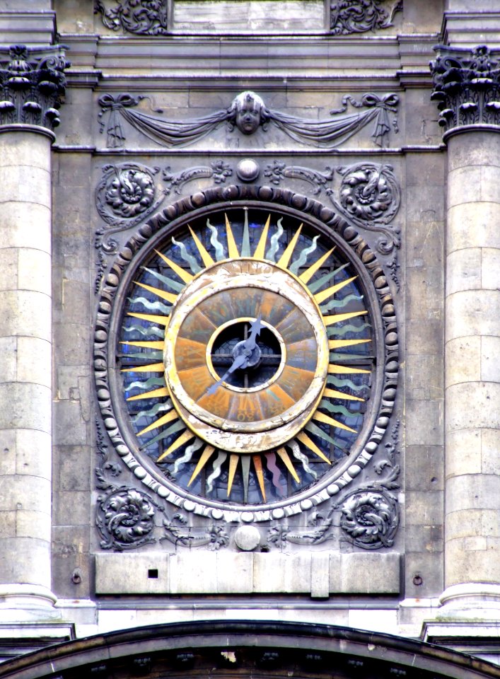 Eglise Saint-Paul-Saint-Louis Horloge