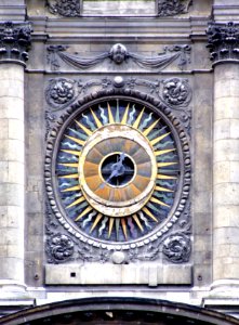 Eglise Saint-Paul-Saint-Louis Horloge