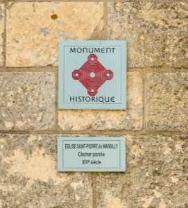 Eglise Saint-Pierre Marsilly panneau MH Charente-Maritime