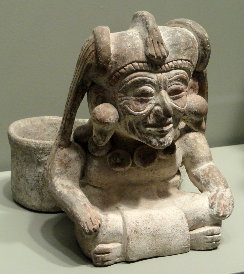 Effigy Vessel, 500-700 AD, Zapotec culture, Valley of Oaxaca, Mexico, earthenware with white slip - Gardiner Museum, Toronto - DSC01150