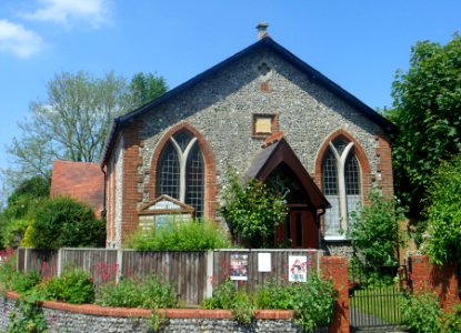 Effingham Methodist Church, Chapel Hill, Effingham (May 2014) (2)