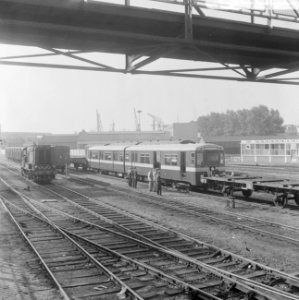 Eerste metro treinstel gearriveerd op Vierhavenstraat, Bestanddeelnr 919-2622