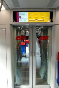 EG2Tv-027 interior - gangway doors