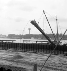 Eerste paal heien voor Citex Hovenbedrijf, Bestanddeelnr 912-6978