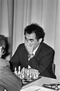 Eerste ronde IBM-schaaktoernooi, Petrosjan, Bestanddeelnr 926-5520