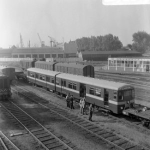 Eerste metro treinstel gearriveerd op Vierhavenstraat, Bestanddeelnr 919-2619