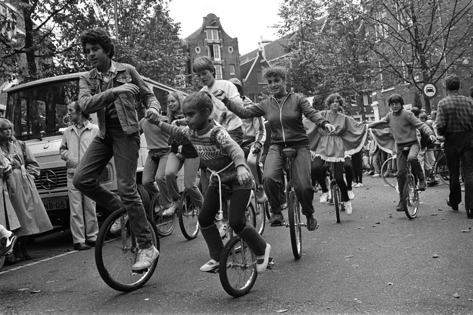 Eerste nationale eenwielwedstrijden in Amsterdam, Bestanddeelnr 932-7185