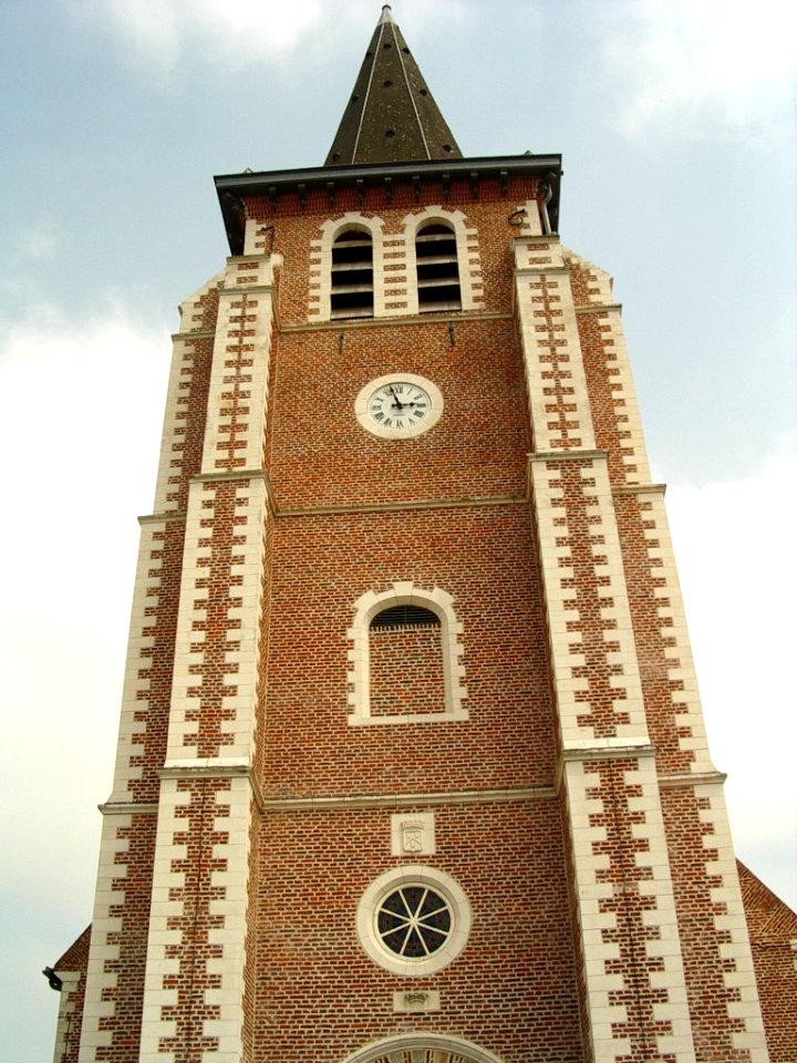 Eglise saint nicolas leforest 2008 (1)