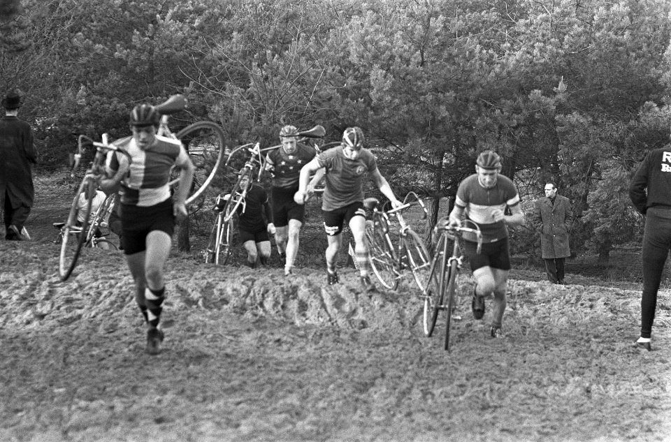 Eerste nationale Cycle Cross in Bilthoven, overzichten, Bestanddeelnr 917-1774