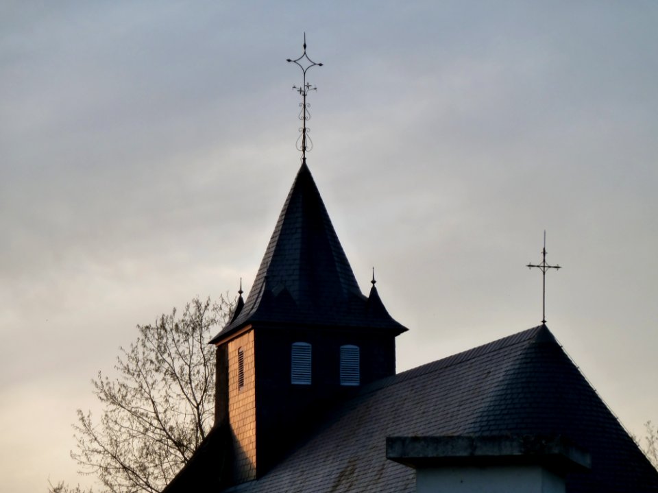 Eglise d'Astis vue 3