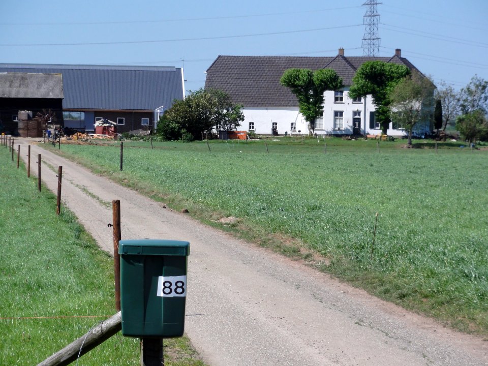 Elst Rijksmonument 14949 Terpboerderij Rijksweg Zuid 88