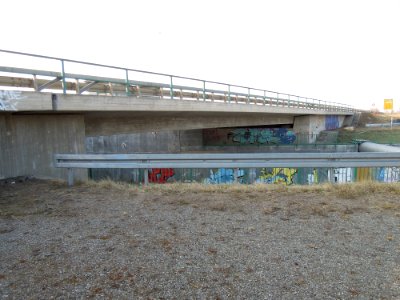 Elsterentlastungsbrücke B 186 vom Südosten gesehen Anfang März 2018