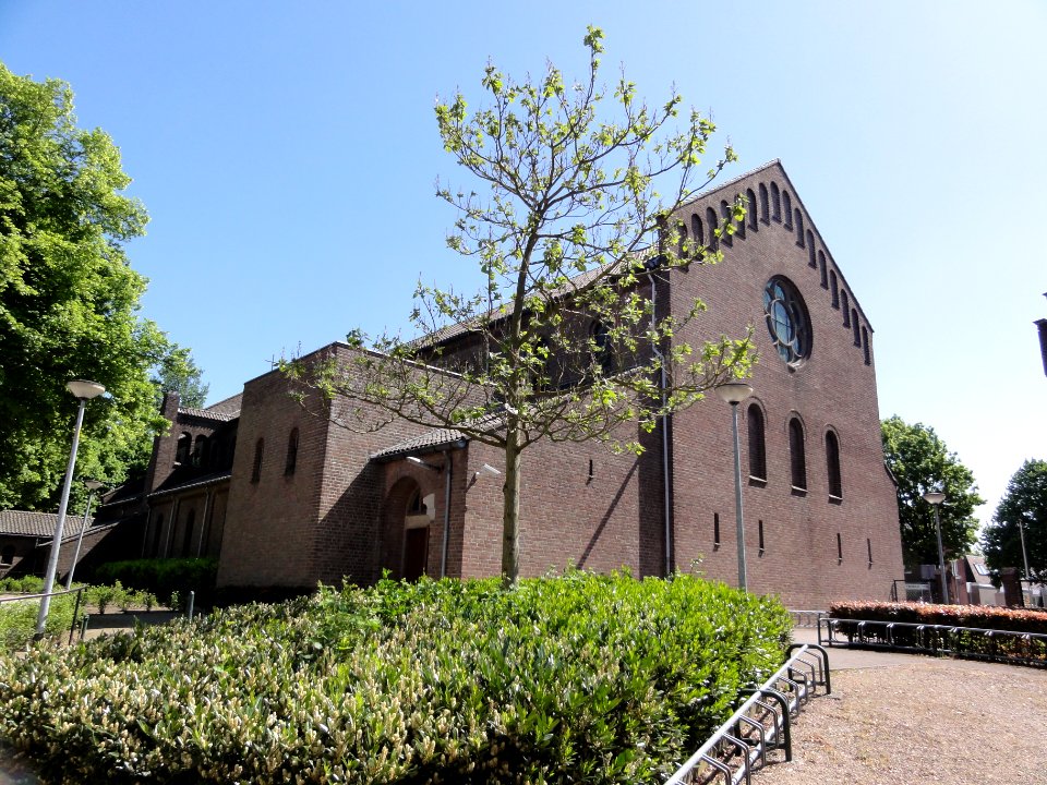 Elst (Overbetuwe) RK kerk (2)