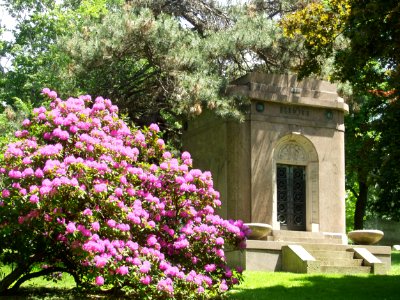 Elliott Mausoleum, Homewood Cemetery, 2015-05-19, 01