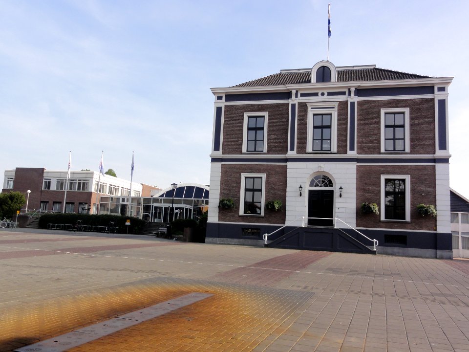 Elst (Overbetuwe) gemeentehuis
