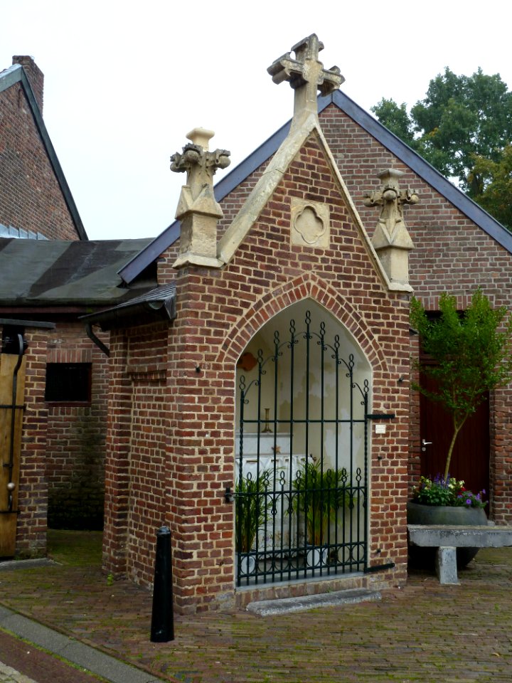 Elsloo-Kapel Raadhuisstraat-Kaakstraat