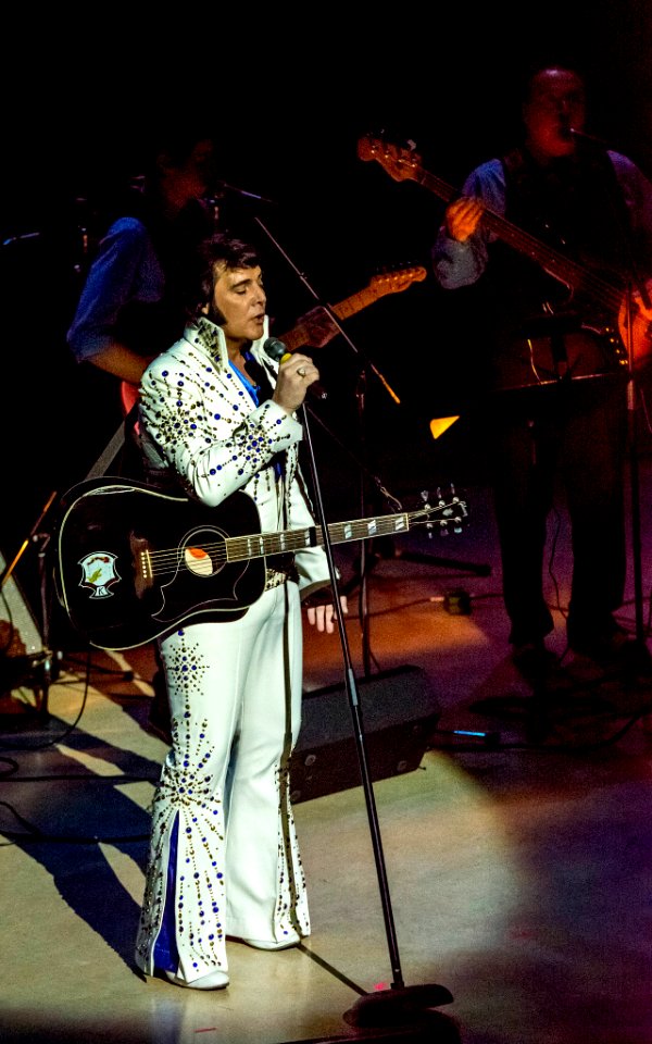 Elvis Tibute (153513425)