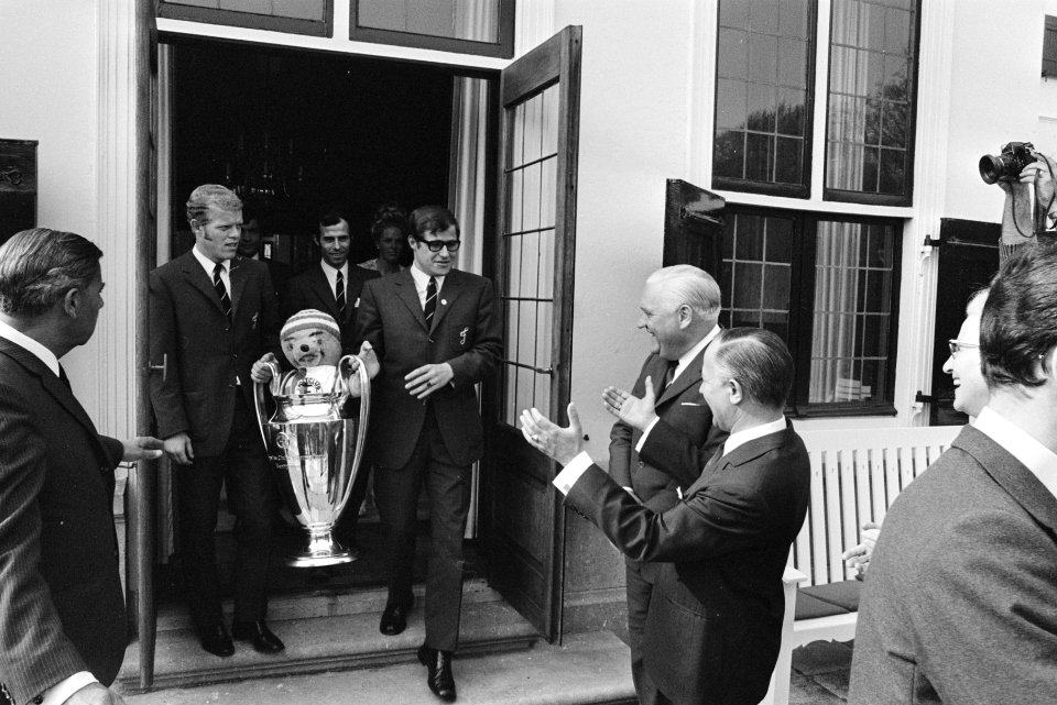 Elftal Feijenoord ontvangen op Catshuis, Den Haag de Cup, Bestanddeelnr 923-5095