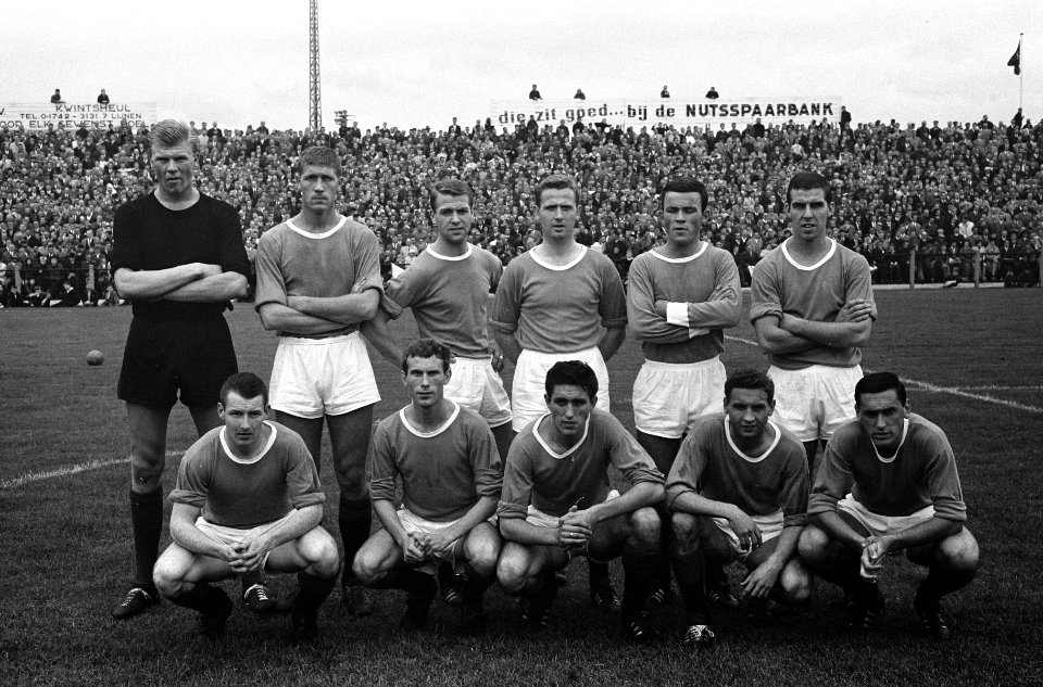 Elftal ADO Vianen, Villerius, Aardse, Kleindijk, Verlang van der Lee , Heijnen,, Bestanddeelnr 915-5068