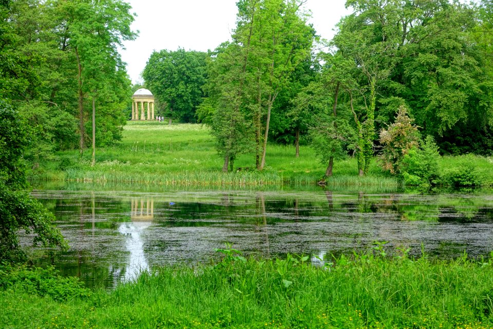 Eleven Acre Lake with Rotunda, Stowe - Buckinghamshire, England - DSC06918
