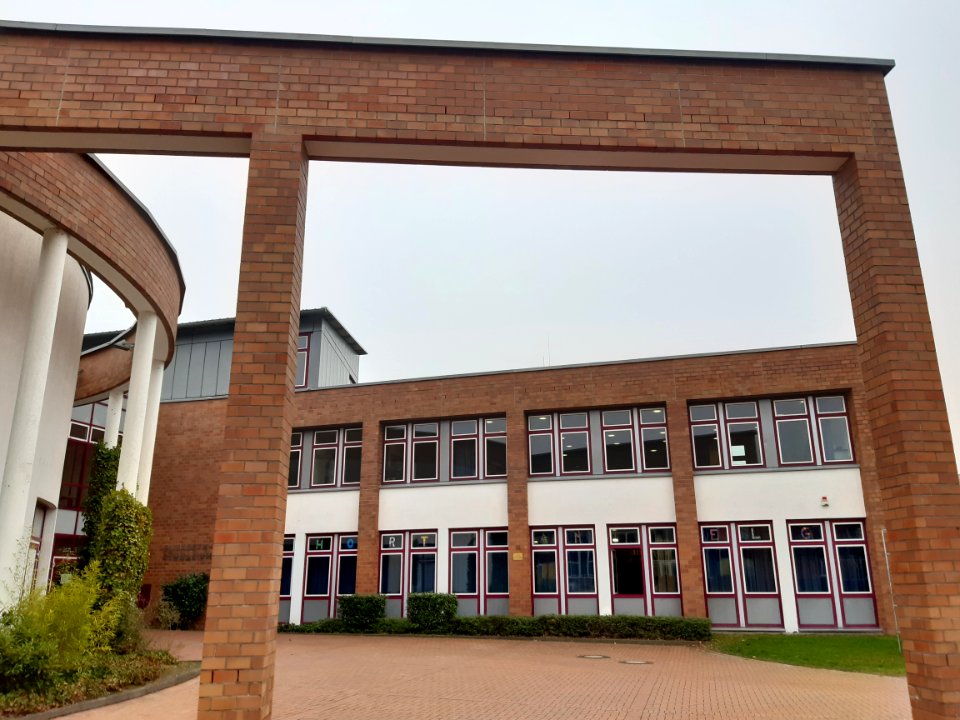 Elisabeth-Gymnasium Halle 3