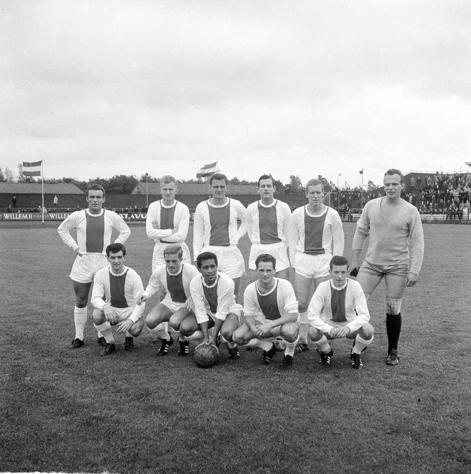 Elftal Hilversum Hogenbirk, Van Wegen, Akkerman, Van Moorst, De Haan, Van Maren, Bestanddeelnr 915-5738