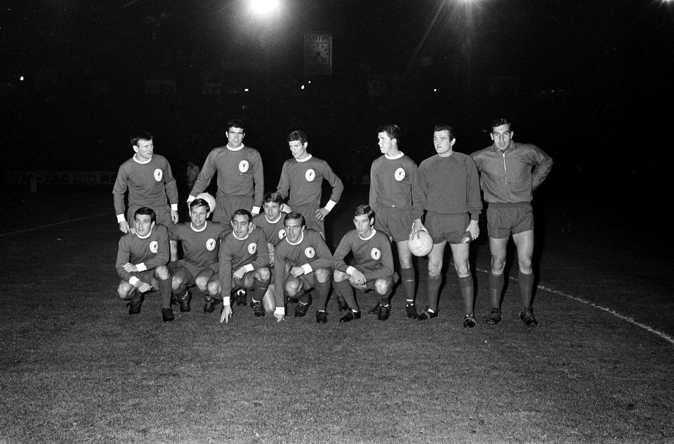 Elftal van Liverpool, Bestanddeelnr 919-7002