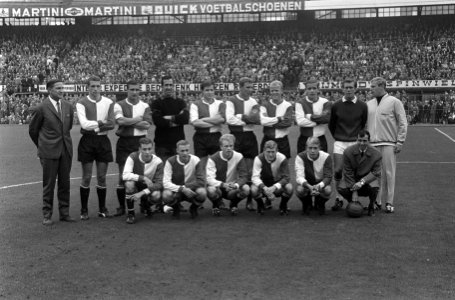 Elftal van Feyenoord, Bestanddeelnr 919-5982