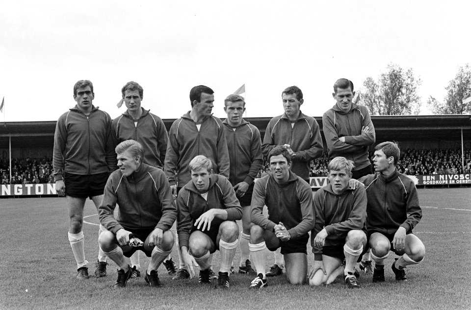 Elftalfoto van Holland Sport Teske, Roosendaal, Verlangen, Kloor, Den Engelse, , Bestanddeelnr 919-6566