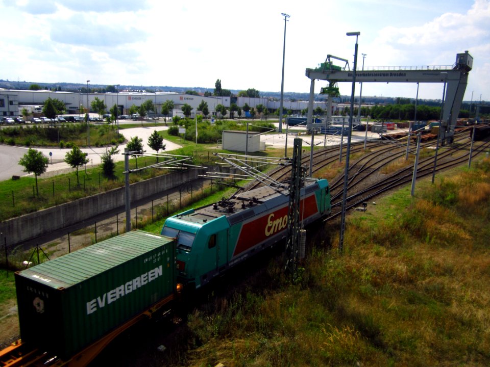 Emons 185 612-9 in Dresden Friedrichstadt
