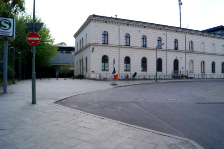 Empfangsgebaeude Berlin-Stresow