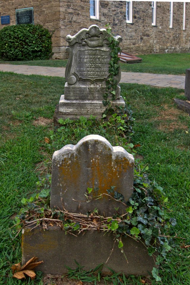 Emma L. Nixon Grave, Old St. Luke’s, 2015-08-12, 01