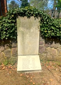 Embsen, Alter Friedhof, Gefallenendenkmal (2)