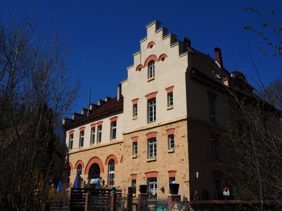 Migratory goal large lautertal building