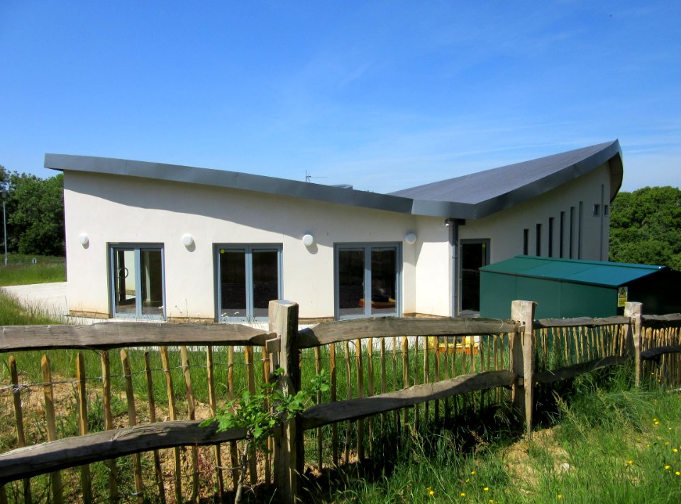 Emmanuel Centre (Battle Methodist Church new building), Harrier Lane, Battle (June 2015) (2)