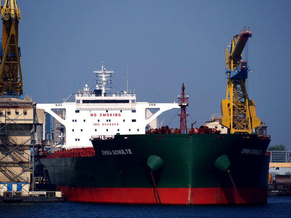 Emma Schulte, IMO 9540869 in de Vlothaven
