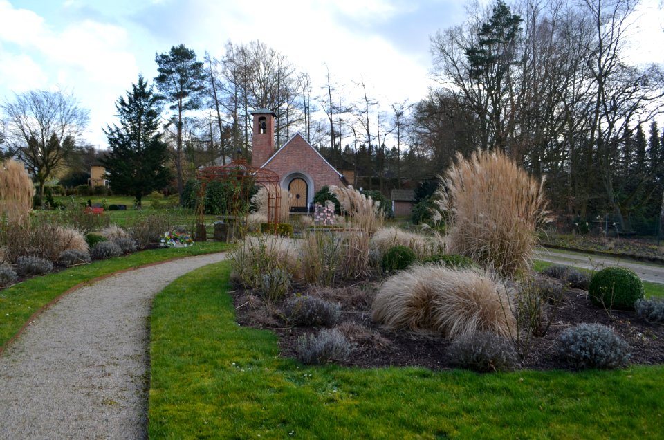 Embsen, Friedhof