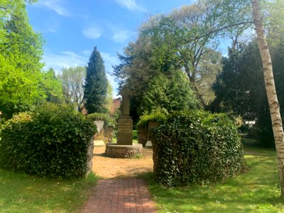 Embsen, Alter Friedhof, Gefallenendenkmal