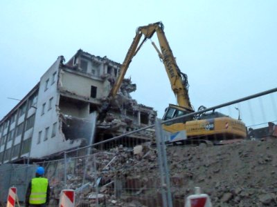Emden-demolition-hertie