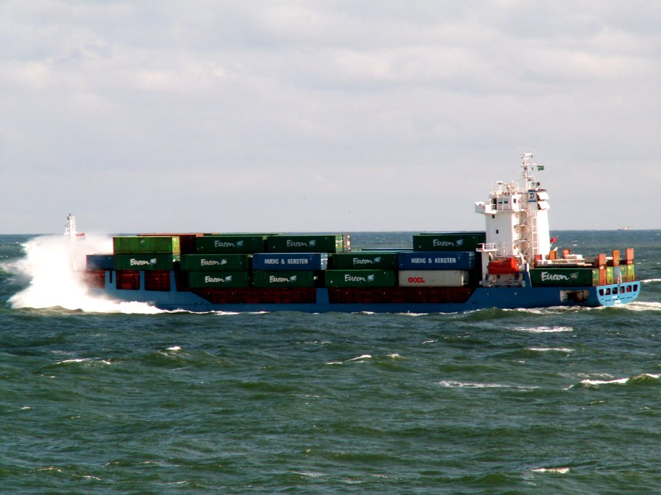 Emma IMO 9124574 leaving Port of Rotterdam 10-Aug-2005