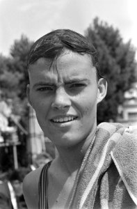 Elly van Leuven, Bestanddeelnr 920-5704
