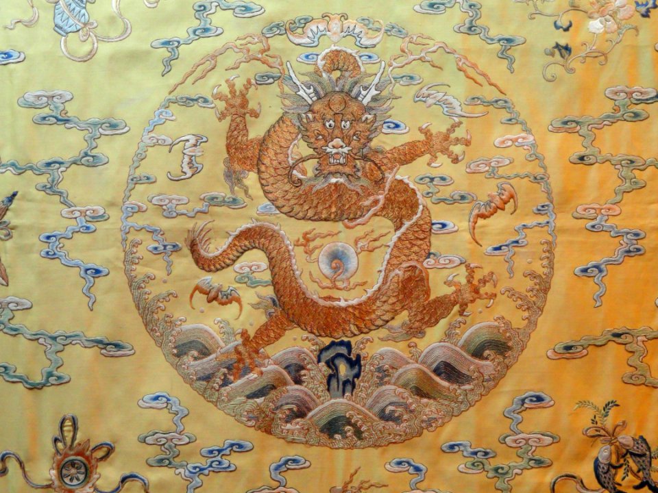 Embroidery, view 2, China, T'ung-Chih Period, silk - George Walter Vincent Smith Art Museum - DSC03828