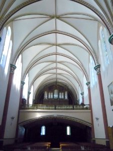 Elizondo - Iglesia de Santiago Apóstol, interior 09