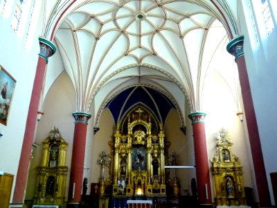 Elizondo - Iglesia de Santiago Apóstol, interior 03