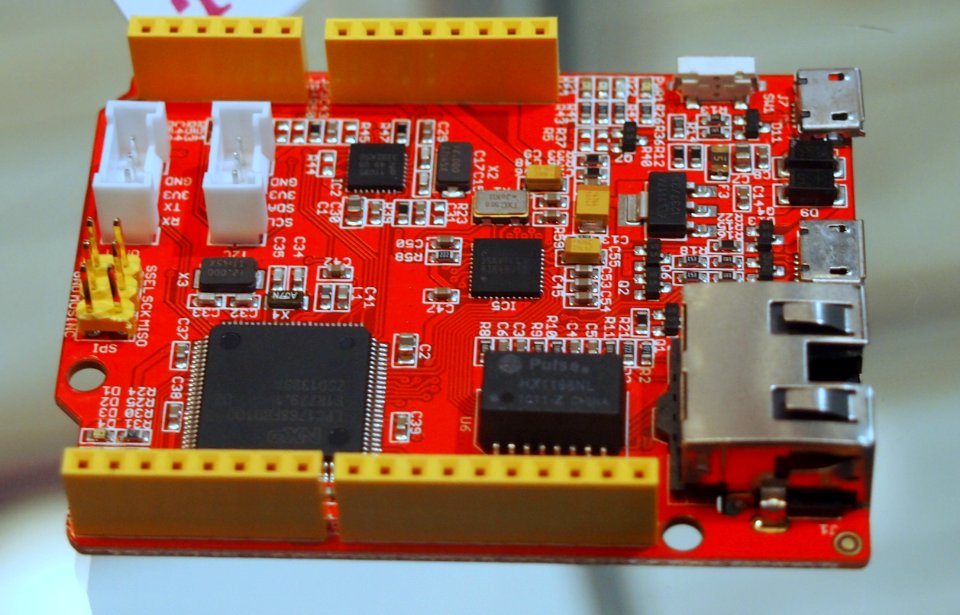 Embedded World 2014 Arch Pro Developer Board (03)