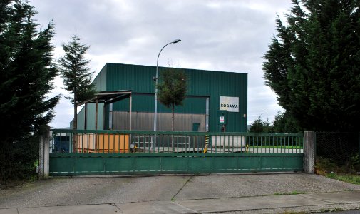 Empacadora de lixo de Sogama en Río do Pozo Narón